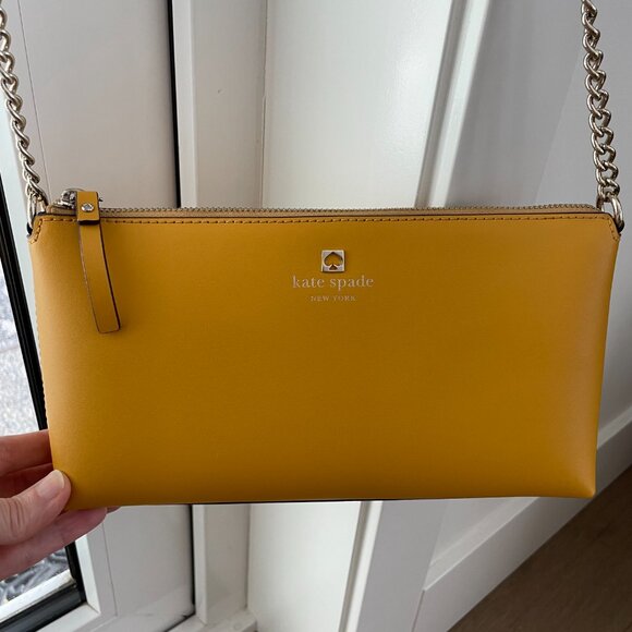 Kate Spade New York Leather Shoulder/Crossbody Designer Bag Golden Rod Yellow - Picture 4 of 16